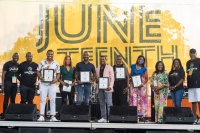 Last year's honorees - SF Black Journalists along with Miami Gardens Mayor Rodney Harris and Councilmembers.