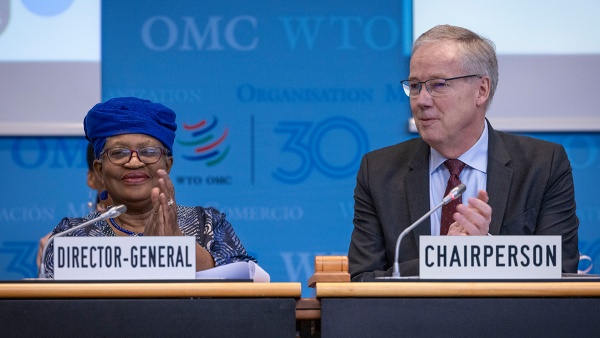 (BPRW) WTO General Council reappoints Ngozi Okonjo-Iweala as Director-General for a second term | Press releases