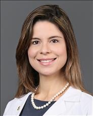 Naiara Abreu Fraga Braghiroli, M.D., dermatologist and skin cancer specialist at Miami Cancer Institute